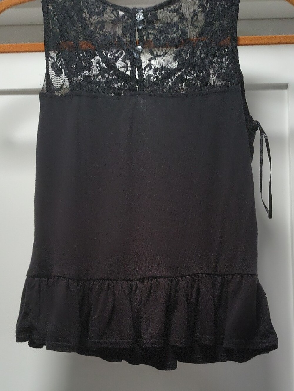 Max Edition Black Lace Trim Ruffle Tank - Picture 5 of 5
